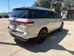 2023 Navigator Thumbnail 6