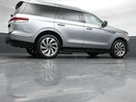 2023 Navigator Thumbnail 45
