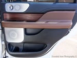 2023 Navigator Thumbnail 23