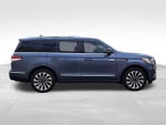 2023 Navigator Thumbnail 10