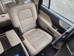 2023 Navigator Thumbnail 17