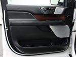 2023 Navigator Thumbnail 10