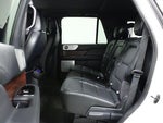 2023 Navigator Thumbnail 12
