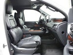 2023 Navigator Thumbnail 18