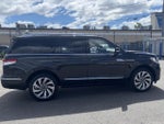 2023 Navigator Thumbnail 7