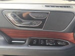 2023 Navigator Thumbnail 32