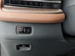 2025 Navigator Thumbnail 24
