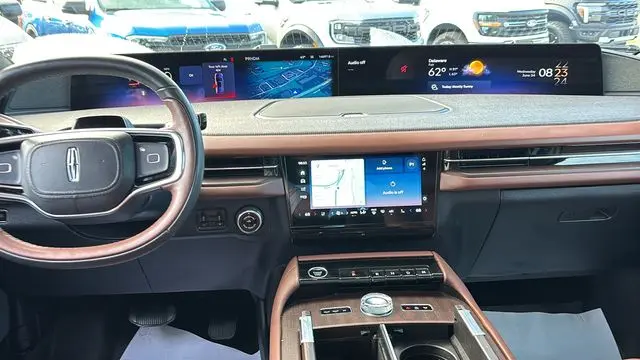 2025 Lincoln Navigator Reserve