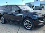 2025 Navigator Thumbnail 19