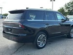 2025 Navigator Thumbnail 33