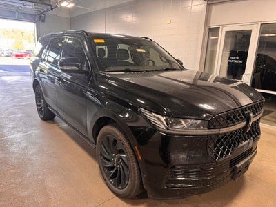 Photo of a 2025 Lincoln Navigator 4X4 Reserve 4DR SUV for sale