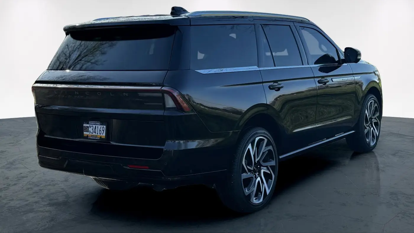 2025 Lincoln Navigator Reserve
