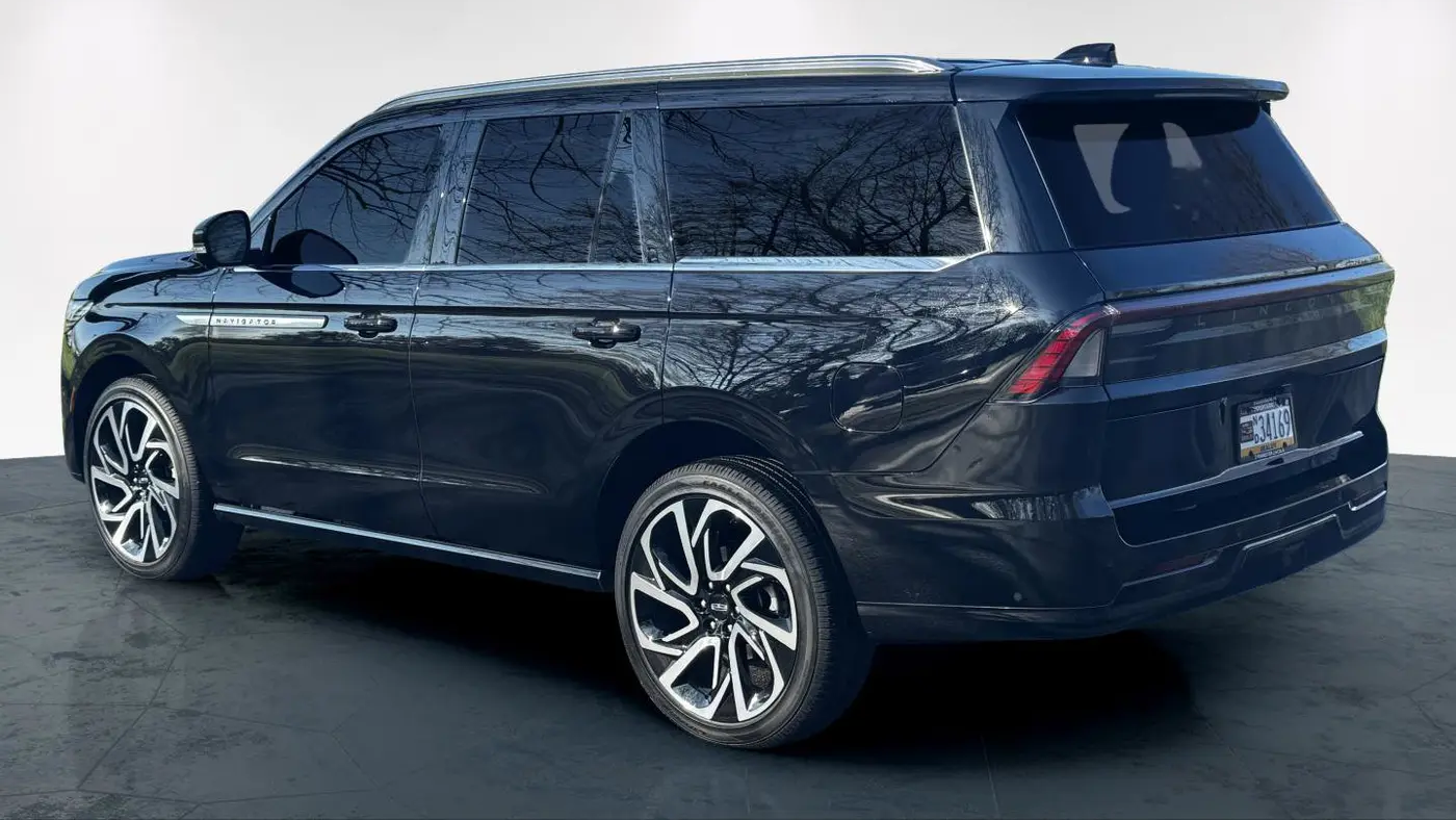 2025 Lincoln Navigator Reserve