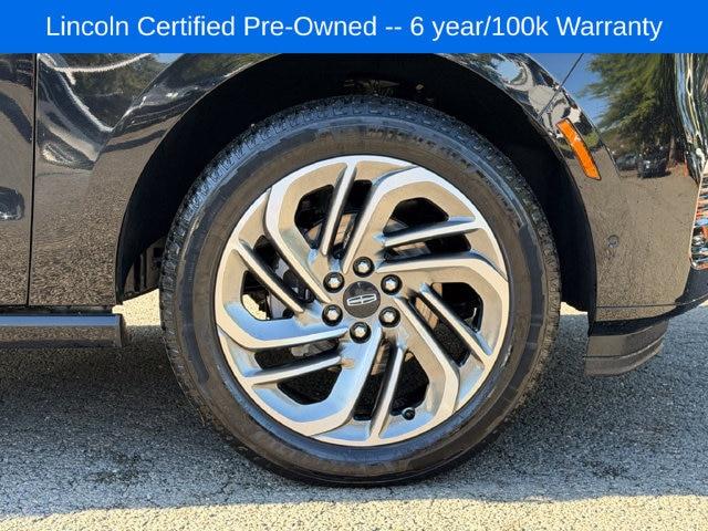 2025 Lincoln Navigator - $74,500