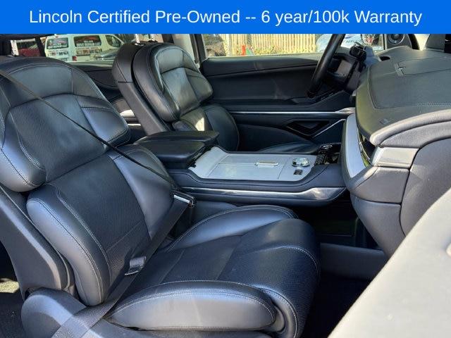 2025 Lincoln Navigator - $74,500