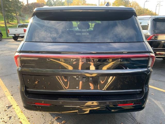2025 Lincoln Navigator - $77,789