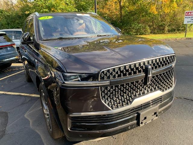 2025 Lincoln Navigator - $77,789