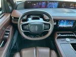 2025 Navigator Thumbnail 13