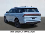 2025 Navigator Thumbnail 3