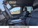 2025 Navigator Thumbnail 18