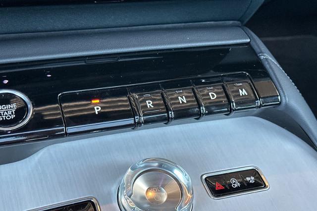 2025 Lincoln Navigator - $74,594