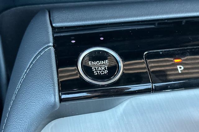 2025 Lincoln Navigator - $74,594