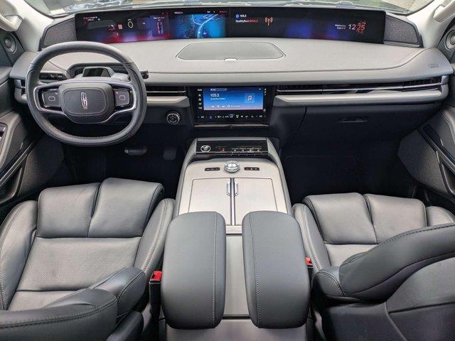 2026 Lincoln Navigator - $96,998