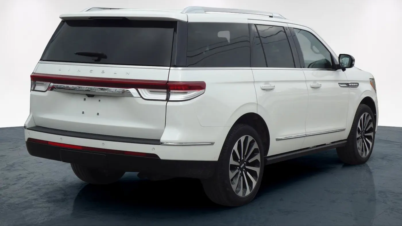 2023 Lincoln Navigator Reserve