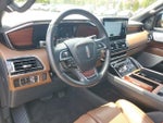 2023 Navigator Thumbnail 13