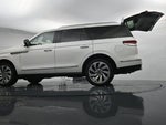 2023 Navigator Thumbnail 36