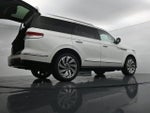 2023 Navigator Thumbnail 39