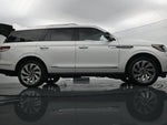 2023 Navigator Thumbnail 40