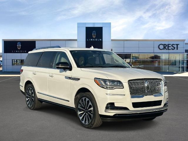 2023 Lincoln Navigator - $58,999