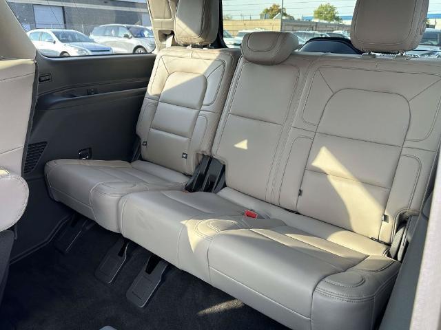 2023 Lincoln Navigator - $58,999