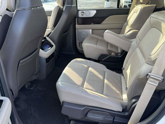 2023 Lincoln Navigator - $58,999