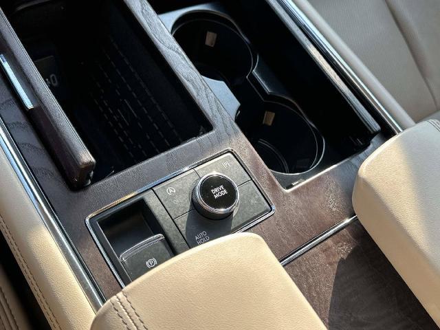 2023 Lincoln Navigator - $58,999