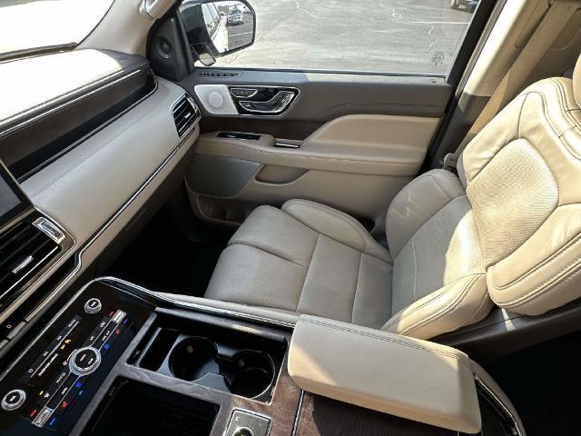 2023 Lincoln Navigator - $58,999