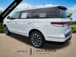 2024 Navigator Thumbnail 4