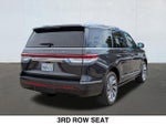 2024 Navigator Thumbnail 5
