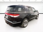 2024 Navigator Thumbnail 4