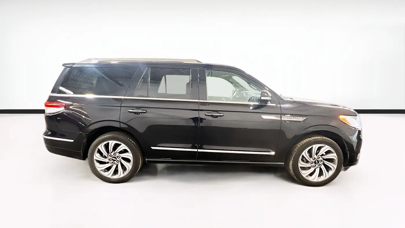 2024 Lincoln Navigator Reserve