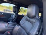 2024 Navigator Thumbnail 14