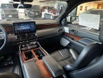 2024 Navigator Thumbnail 16