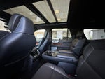 2024 Navigator Thumbnail 17