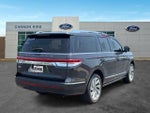 2024 Navigator Thumbnail 7