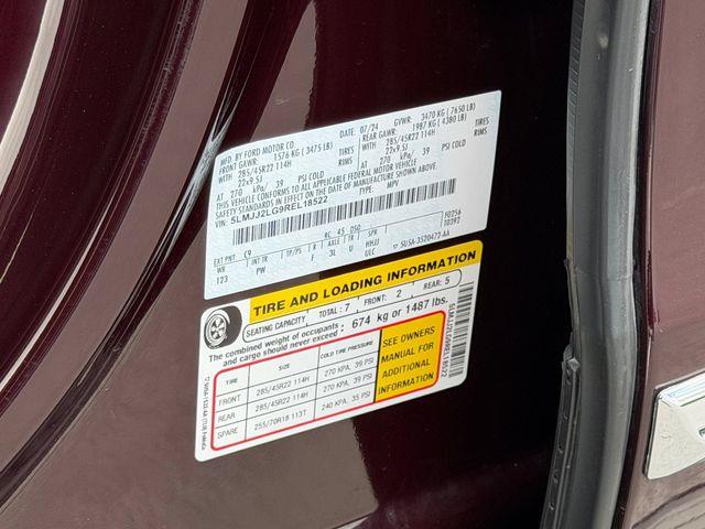 2024 Lincoln Navigator - $56,995
