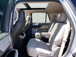 2024 Navigator Thumbnail 11