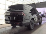 2025 Navigator Thumbnail 4