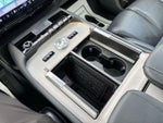 2025 Navigator Thumbnail 28