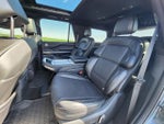 2025 Navigator Thumbnail 8